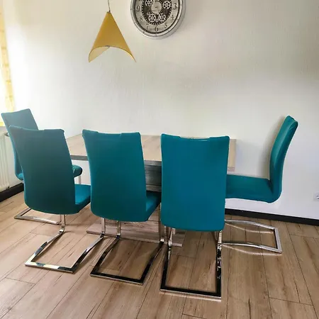 Sonnenschein 2r Mit Terrasse Und Garten * 프리드리히스하펜