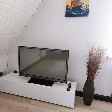 Sonnenschein 2r Mit Terrasse Und Garten 아파트