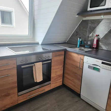 Apartment Sonnenschein 2r Mit Terrasse Und Garten
